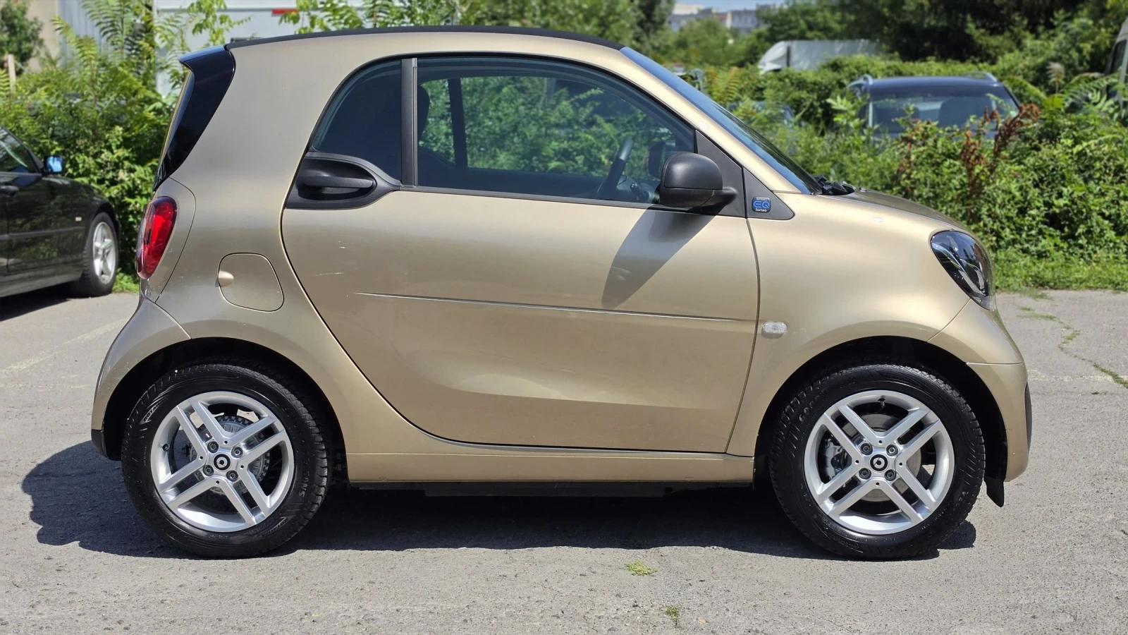 Smart EQ fortwo 2021 thumbnail 4