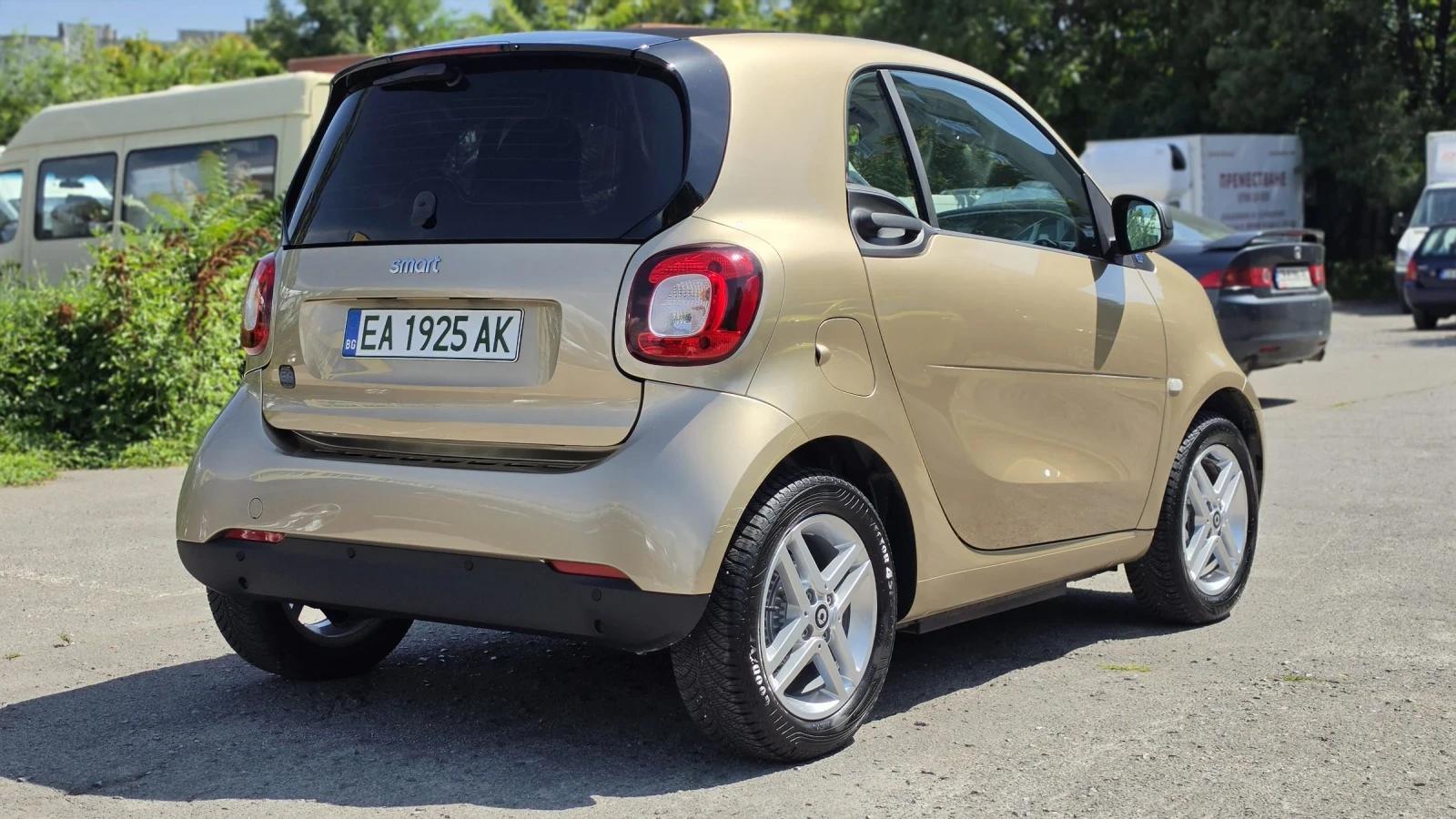 Smart EQ fortwo 2021 thumbnail 5