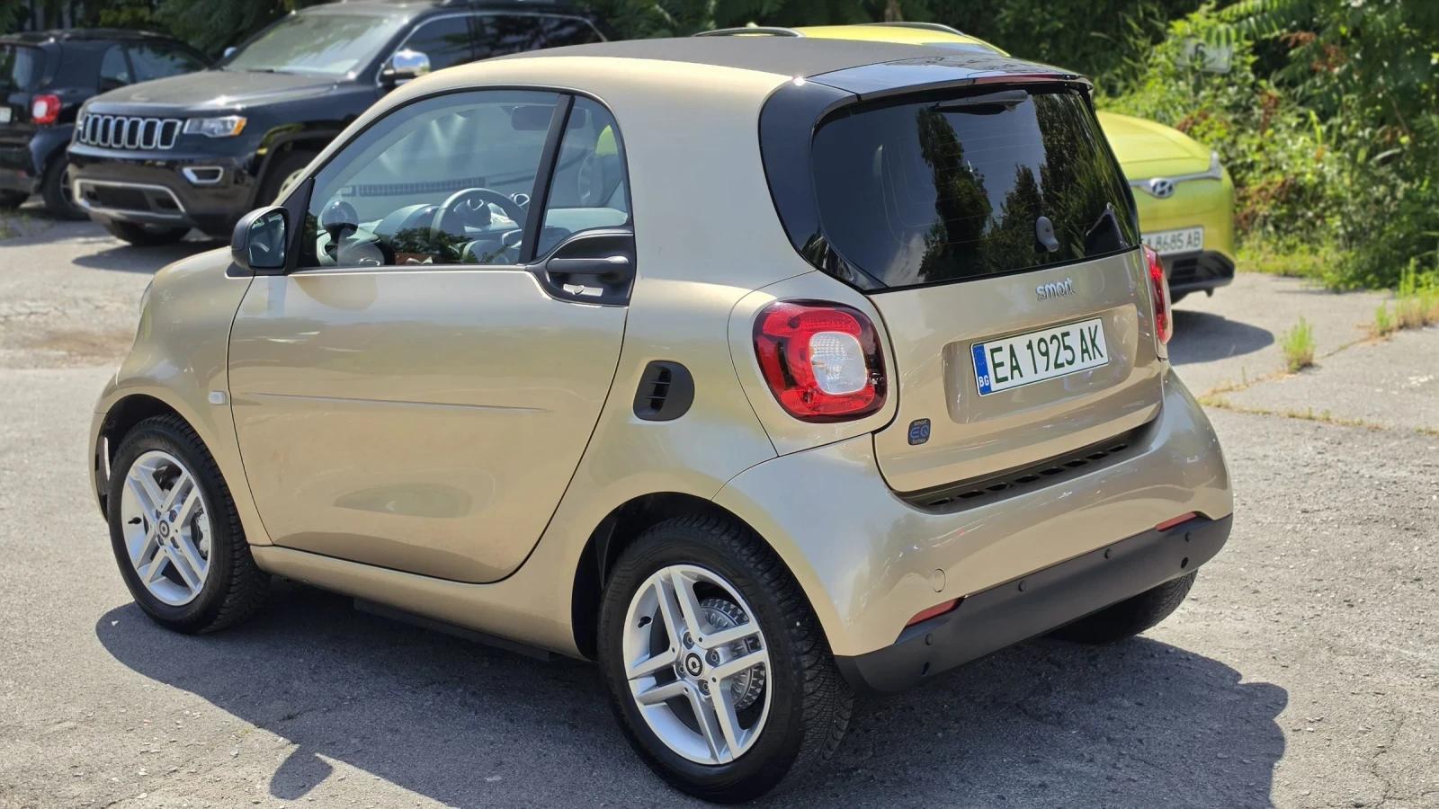 Smart EQ fortwo 2021 thumbnail 7