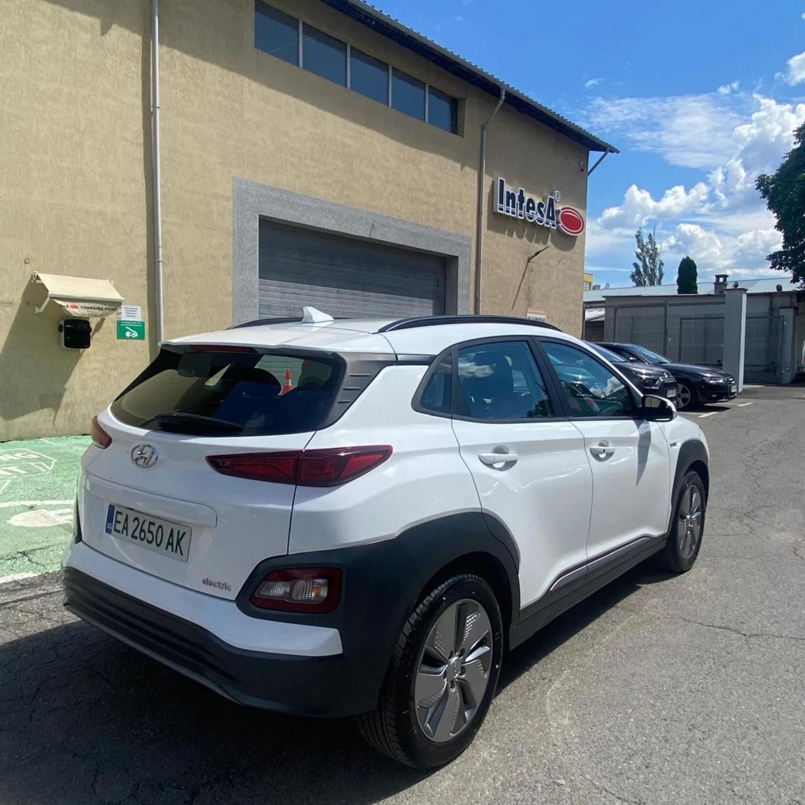 Hyundai Kona Electric 2020 thumbnail 4