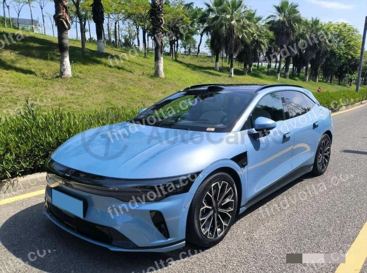 Zeekr 007GT 2025 1